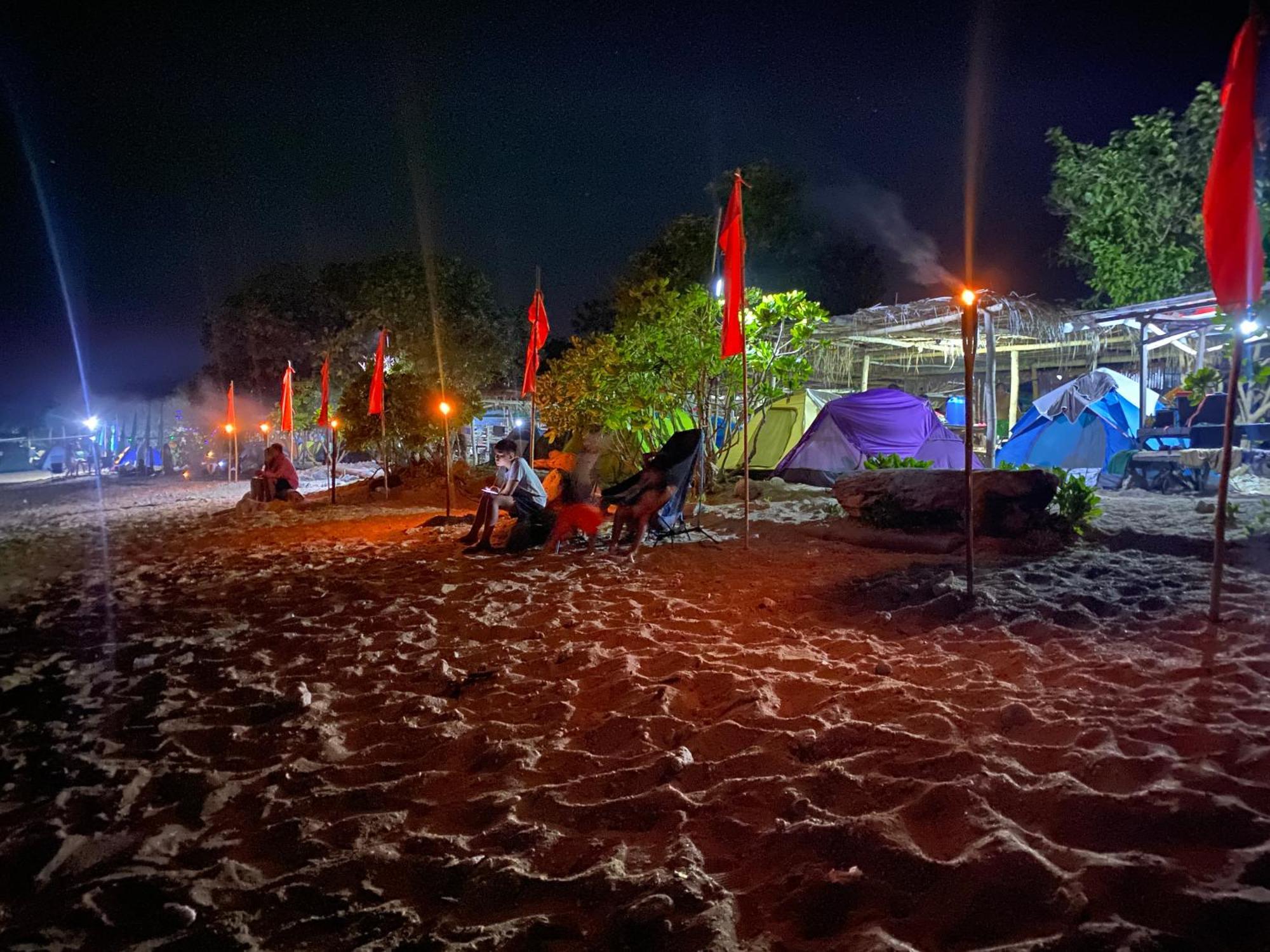 Talim Camp N Sea Beach Camp Lian Esterno foto